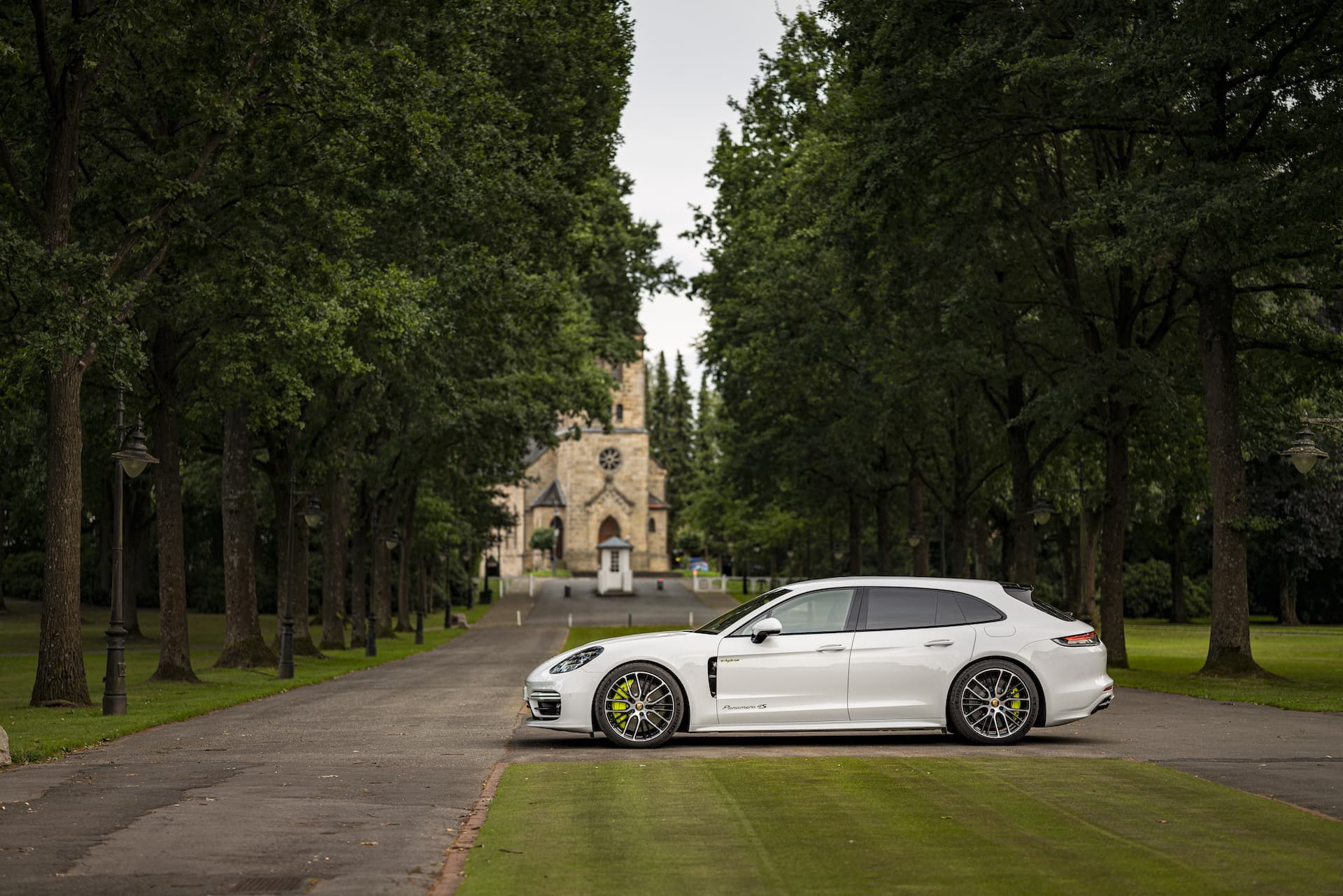 Porsche Panamera 4s E Hybrid Sport Turismo 2021 38