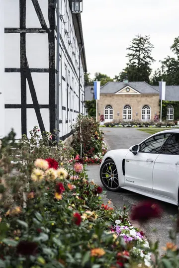 Porsche Panamera 4s E Hybrid Sport Turismo 2021 8