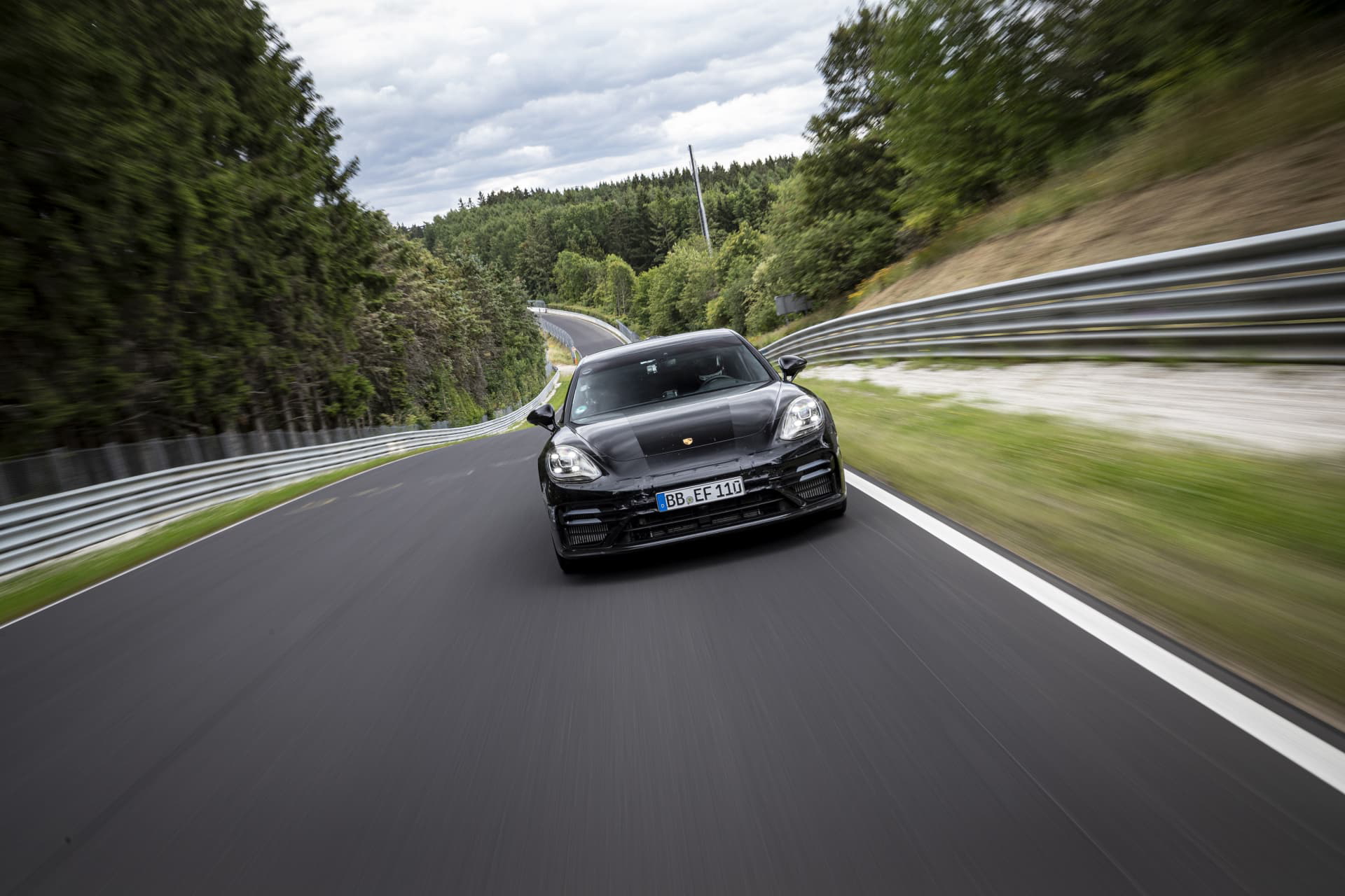 Porsche Panamera Nurburgring Nuevo Record 02