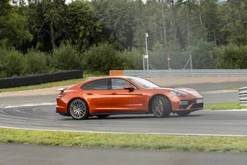 Porsche Panamera Turbo S 2021 1