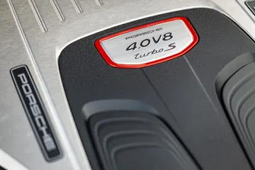 Porsche Panamera Turbo S 2021 13