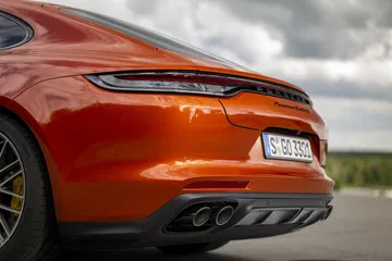 Porsche Panamera Turbo S 2021 16