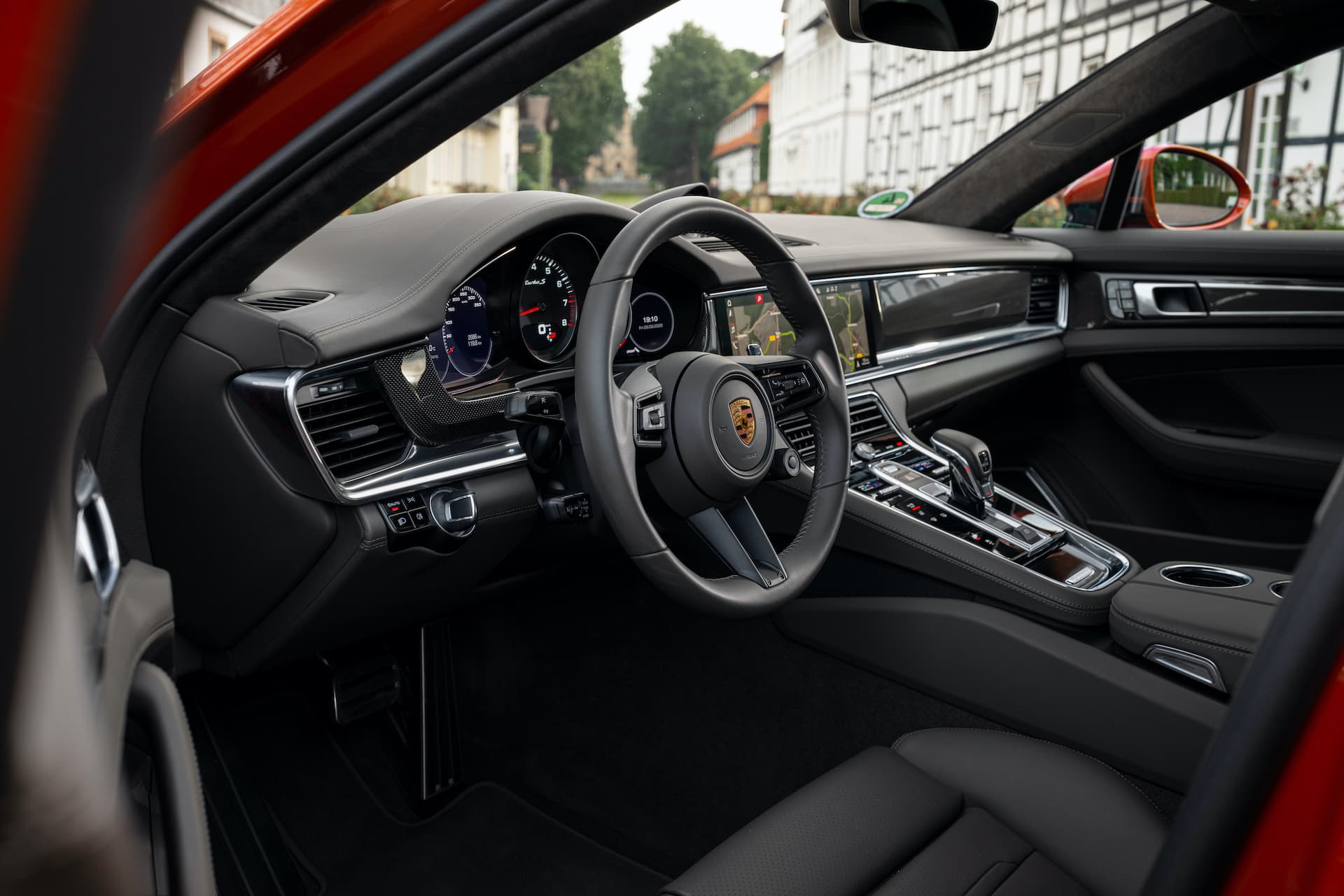Porsche Panamera Turbo S 2021 23