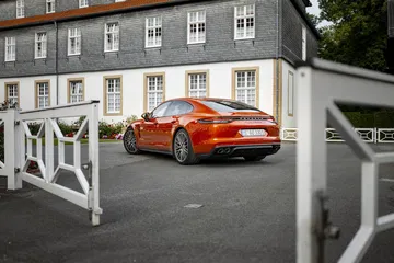 Porsche Panamera Turbo S 2021 24