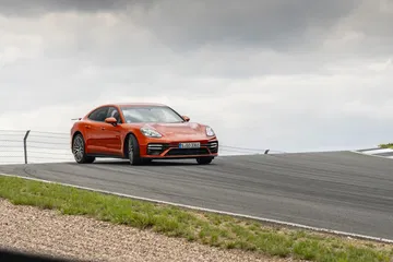 Porsche Panamera Turbo S 2021 3