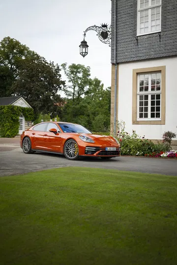 Porsche Panamera Turbo S 2021 30
