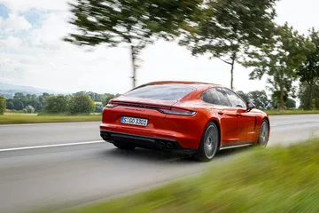 Porsche Panamera Turbo S 2021 38