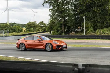 Porsche Panamera Turbo S 2021 4