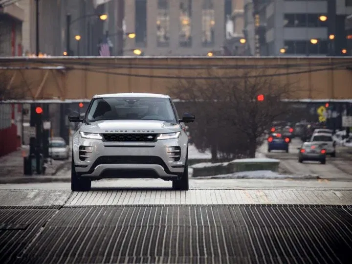 El Range Rover Evoque evoluciona: cambios en diseño exterior e