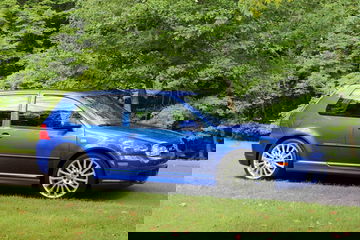 Subasta Golf R32 2004 01