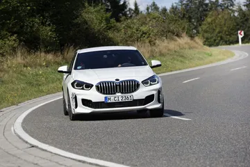 Adelanto Bmw 128 Ti 9
