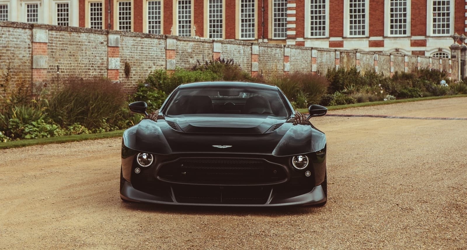 Aston Martin Victor 2021 0820 009