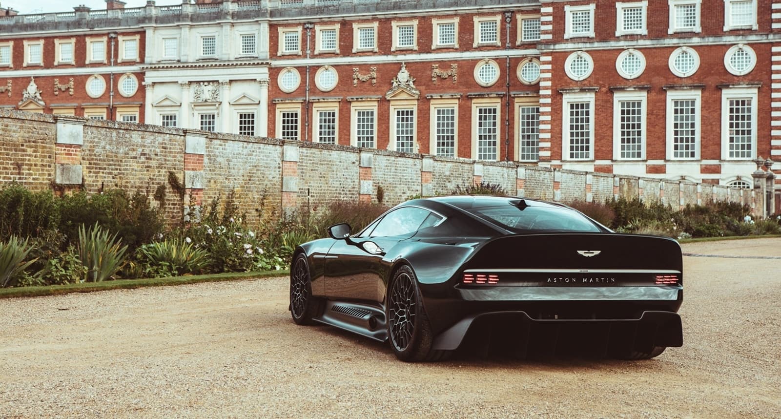 Aston Martin Victor 2021 0820 018