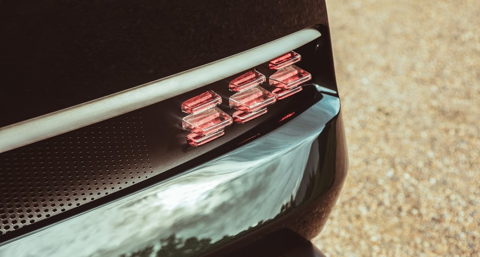Aston Martin Victor 2021 0820 024