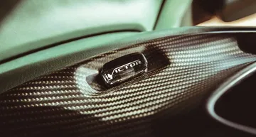 Aston Martin Victor 2021 0820 030