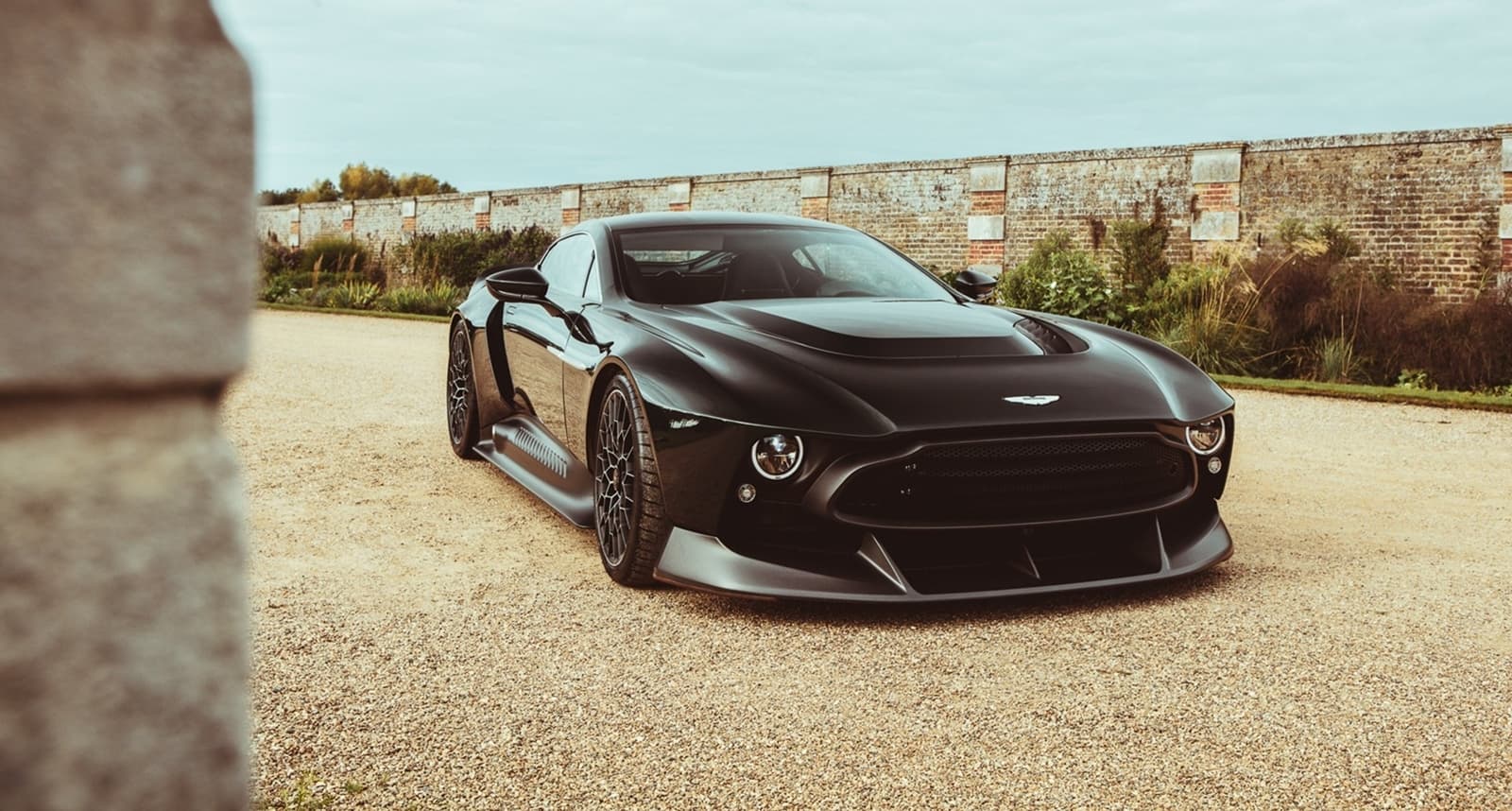 Aston Martin Victor 2021 0820 033