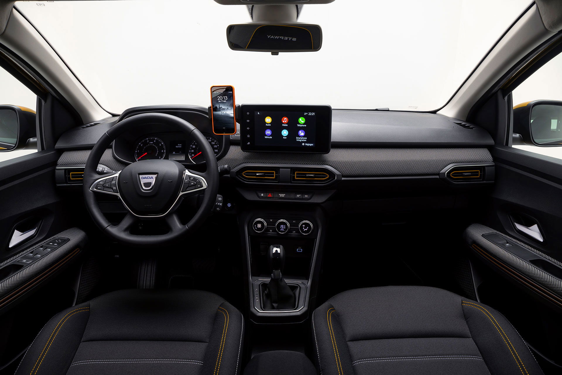 Dacia Sandero Stepway 2020 Interior 11