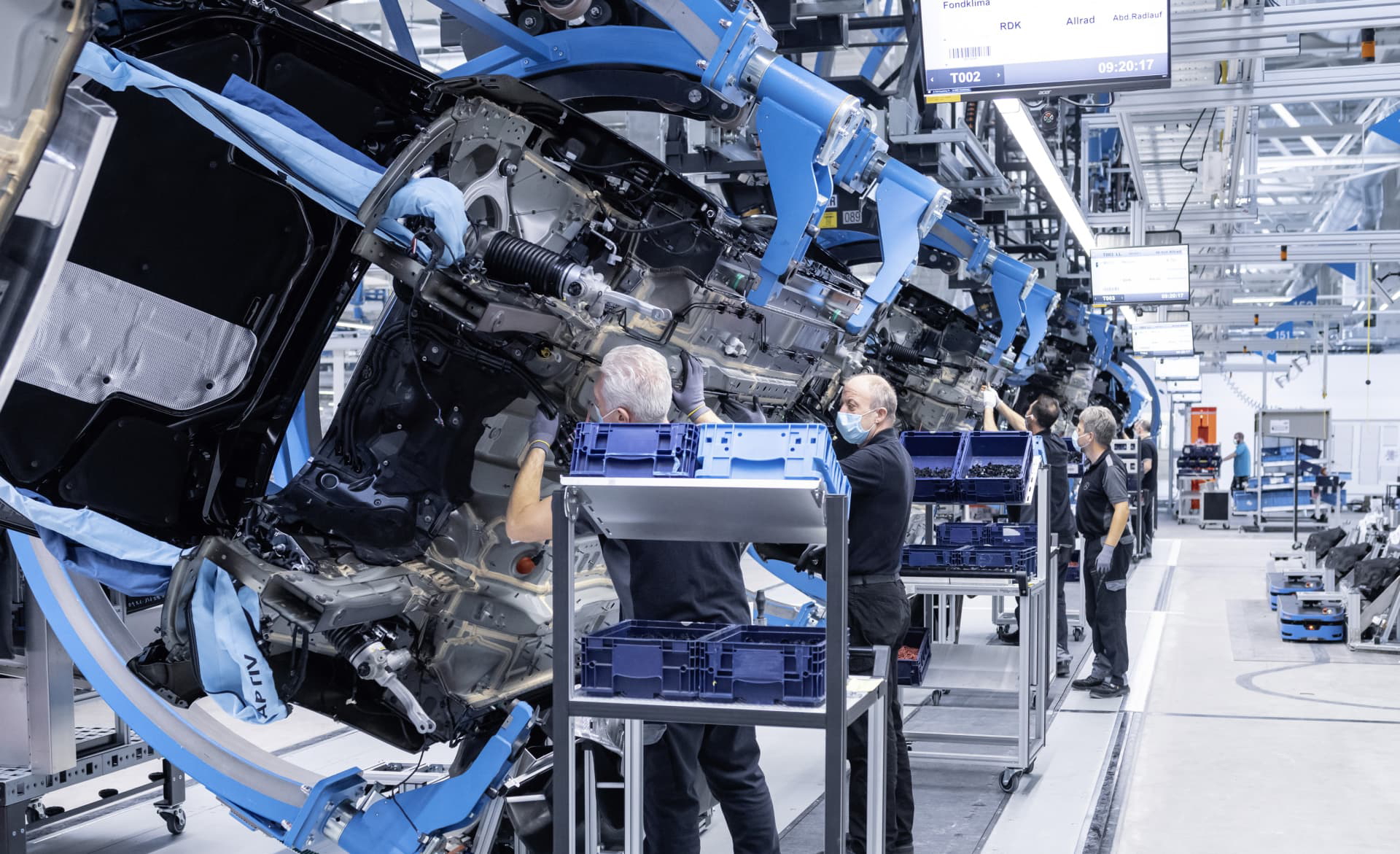 Feierliche Eröffnung Der Factory 56 Und Produktionsstart Der Neuen Mercedes Benz S Klasse: Mercedes Benz Präsentiert Mit Der Factory 56 Die Zukunft Der Produktion Official Opening Of Factory 56 And Start Of Production Of The New Mercedes Benz S Class :