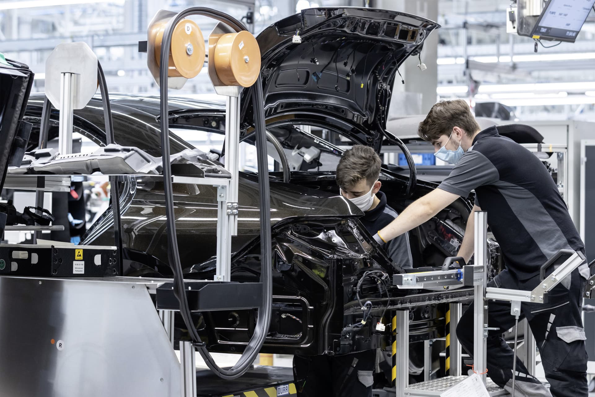 Feierliche Eröffnung Der Factory 56 Und Produktionsstart Der Neuen Mercedes Benz S Klasse: Mercedes Benz Präsentiert Mit Der Factory 56 Die Zukunft Der Produktion Official Opening Of Factory 56 And Start Of Production Of The New Mercedes Benz S Class :