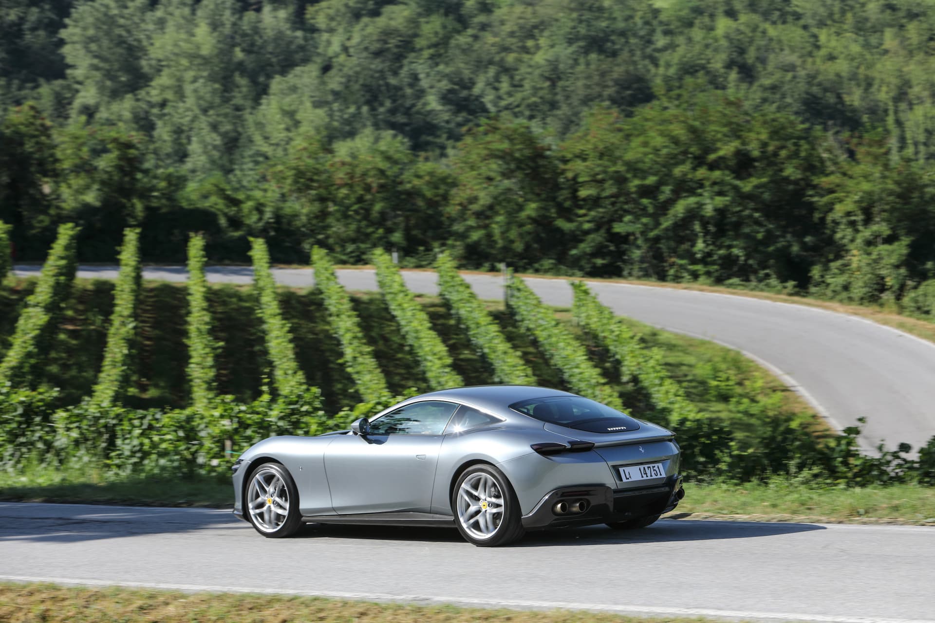 Ferrari Roma Grigio Titanio 042