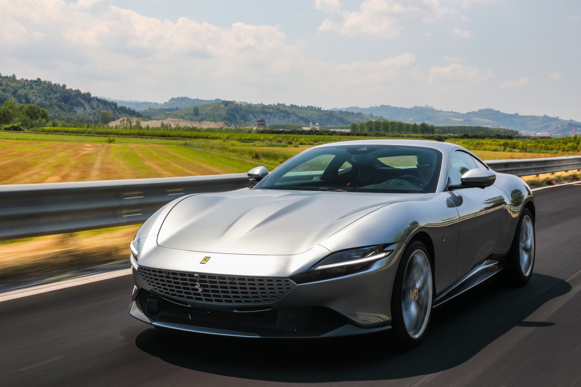 Ferrari Roma Grigio Titanio 054