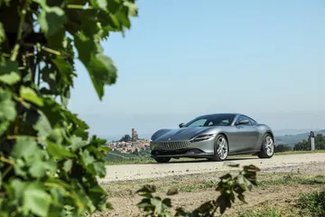 Ferrari Roma Grigio Titanio 055