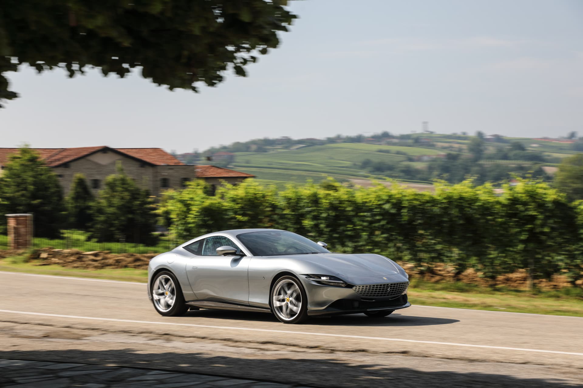 Ferrari Roma Grigio Titanio 070