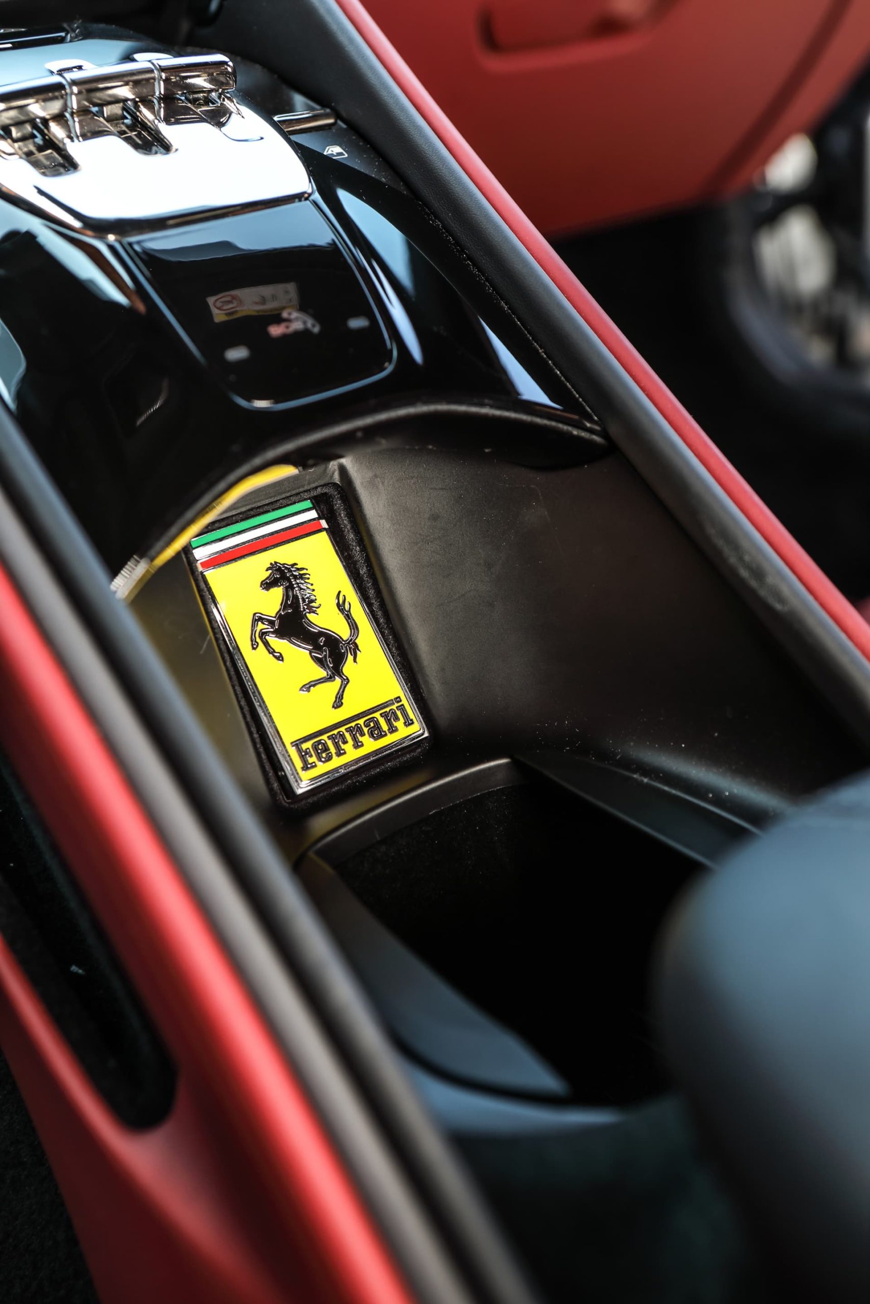Ferrari Roma Grigio Titanio 072