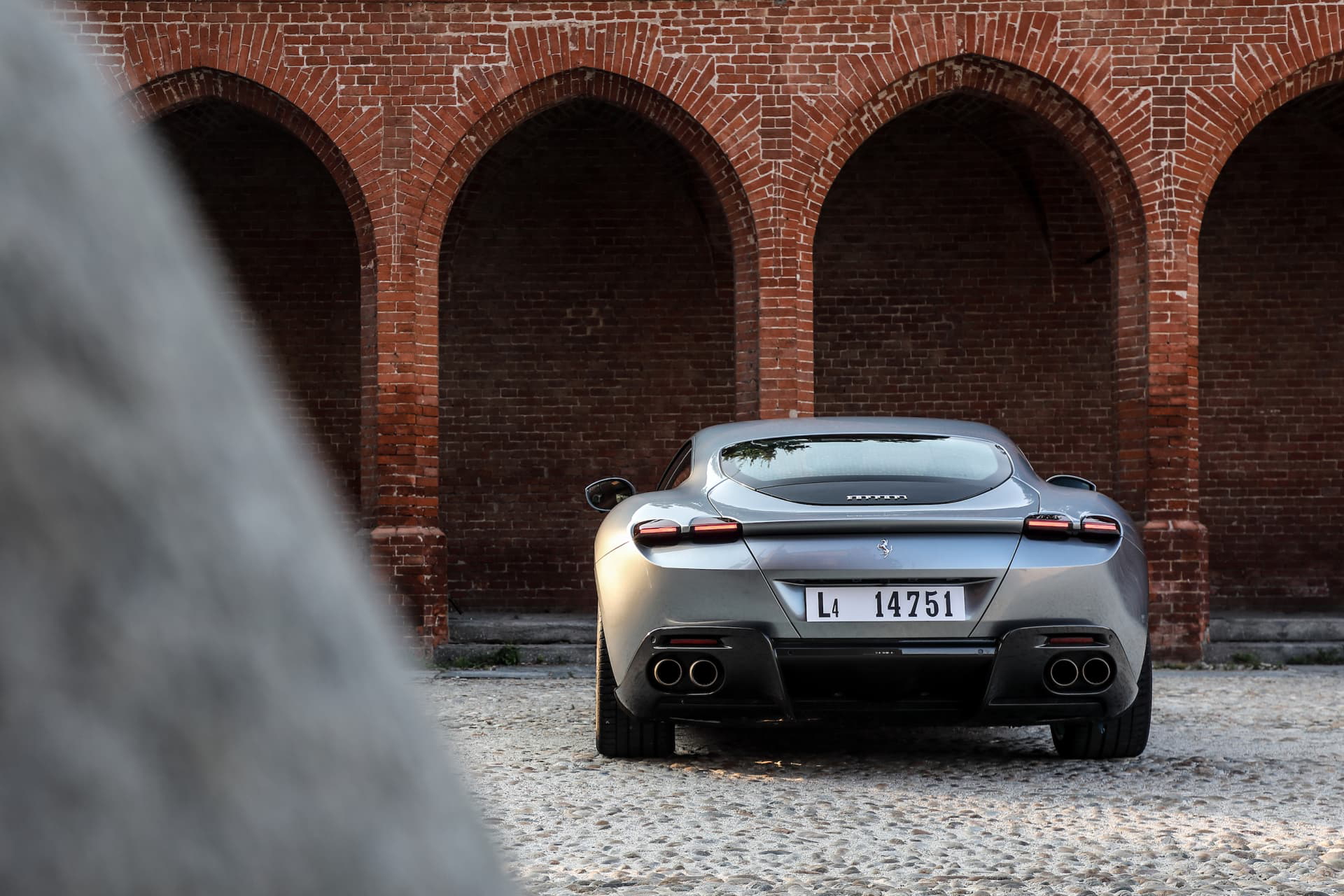 Ferrari Roma Grigio Titanio 082