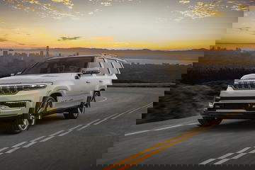 Jeep Wagoneer 2021 01