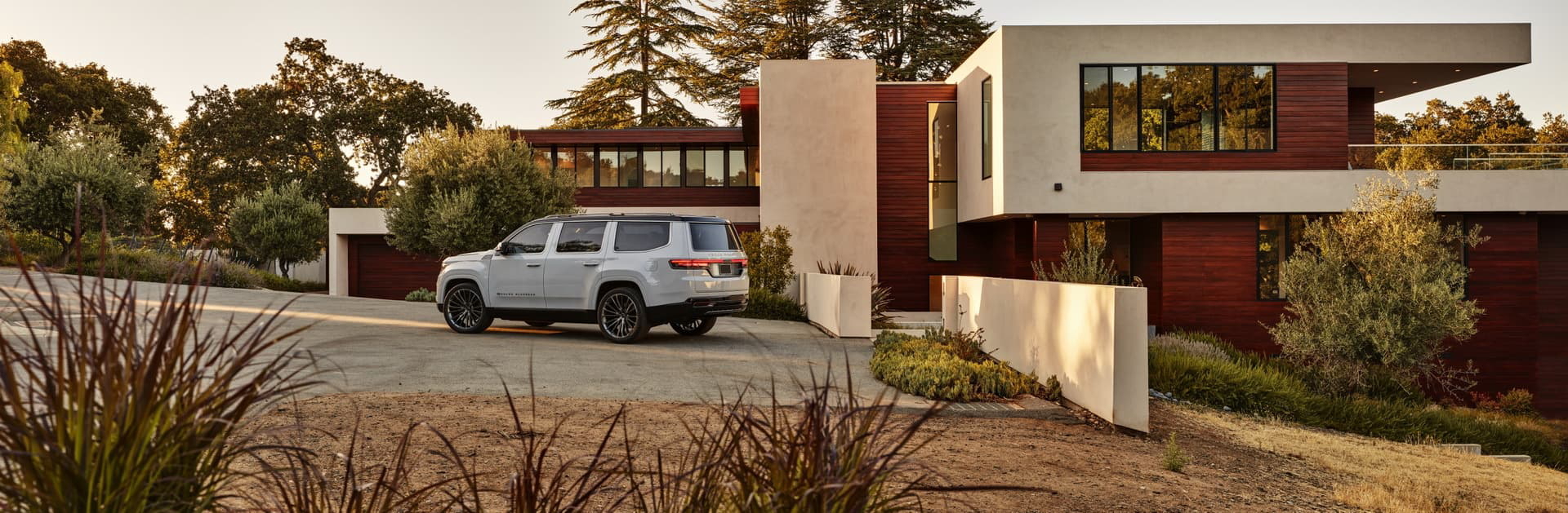Jeep Wagoneer 2021 13