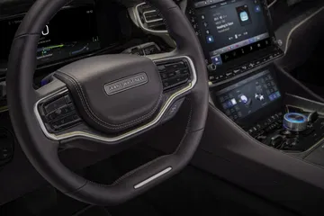 Jeep Wagoneer 2021 24