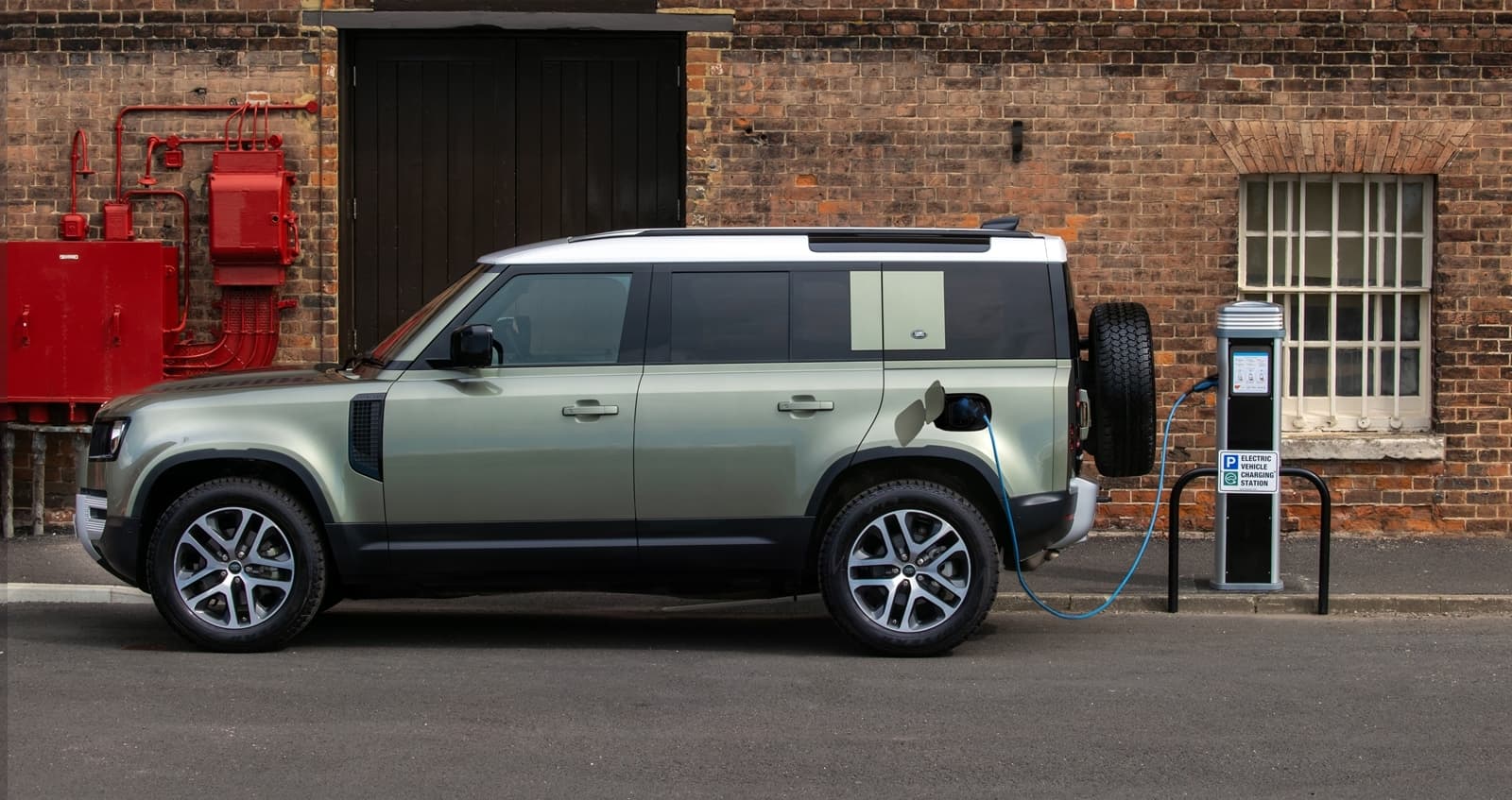 Land Rover Defender Phev Hibrido 0920 001