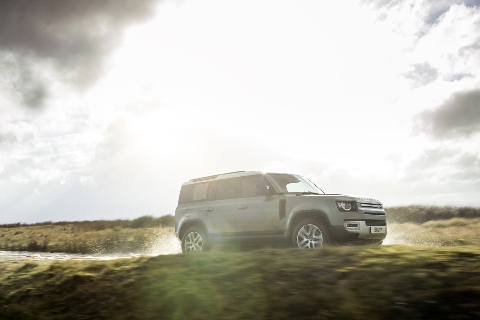 Land Rover Defender Phev Hibrido 0920 014