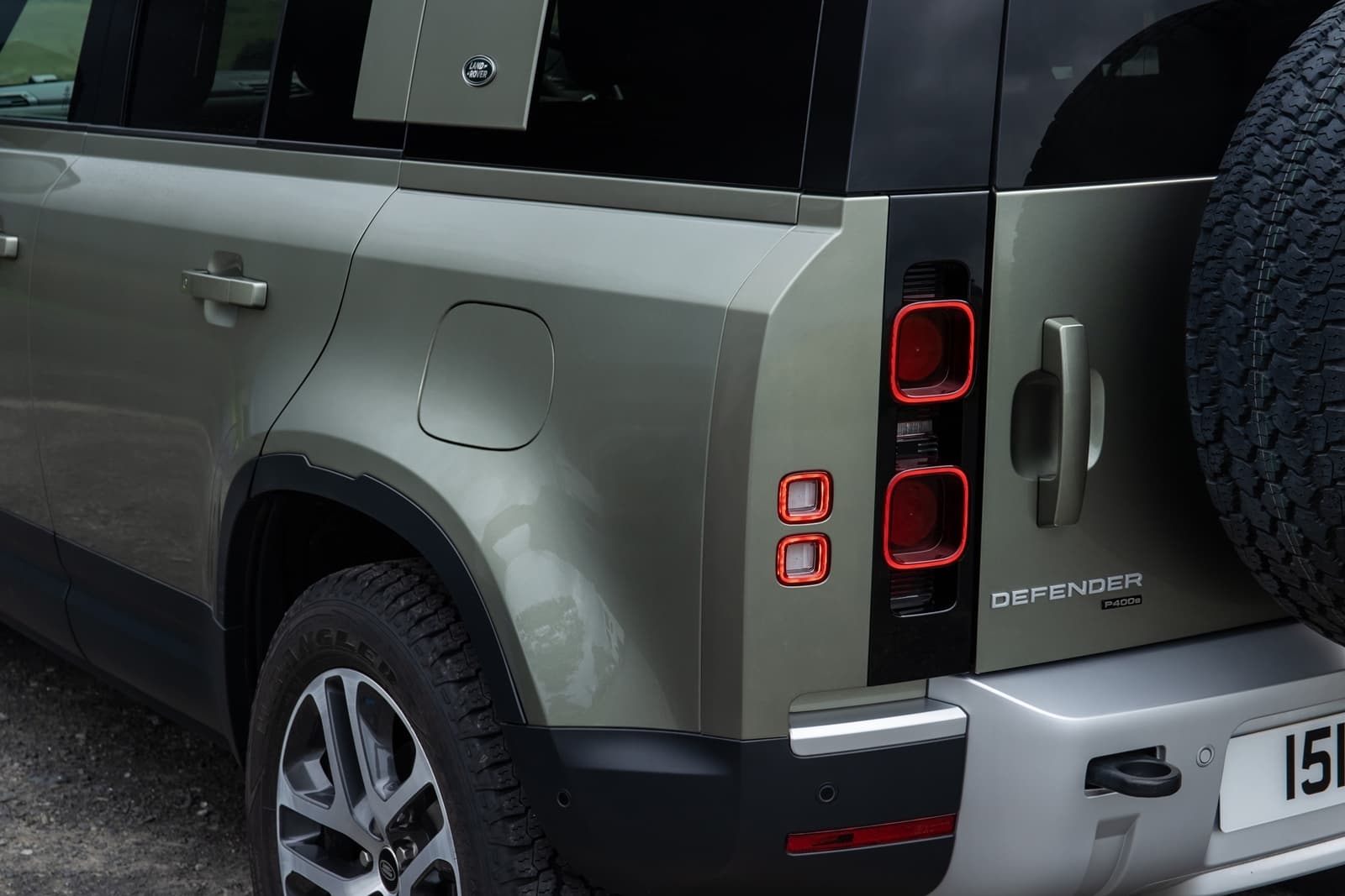 Land Rover Defender Phev Hibrido 0920 031