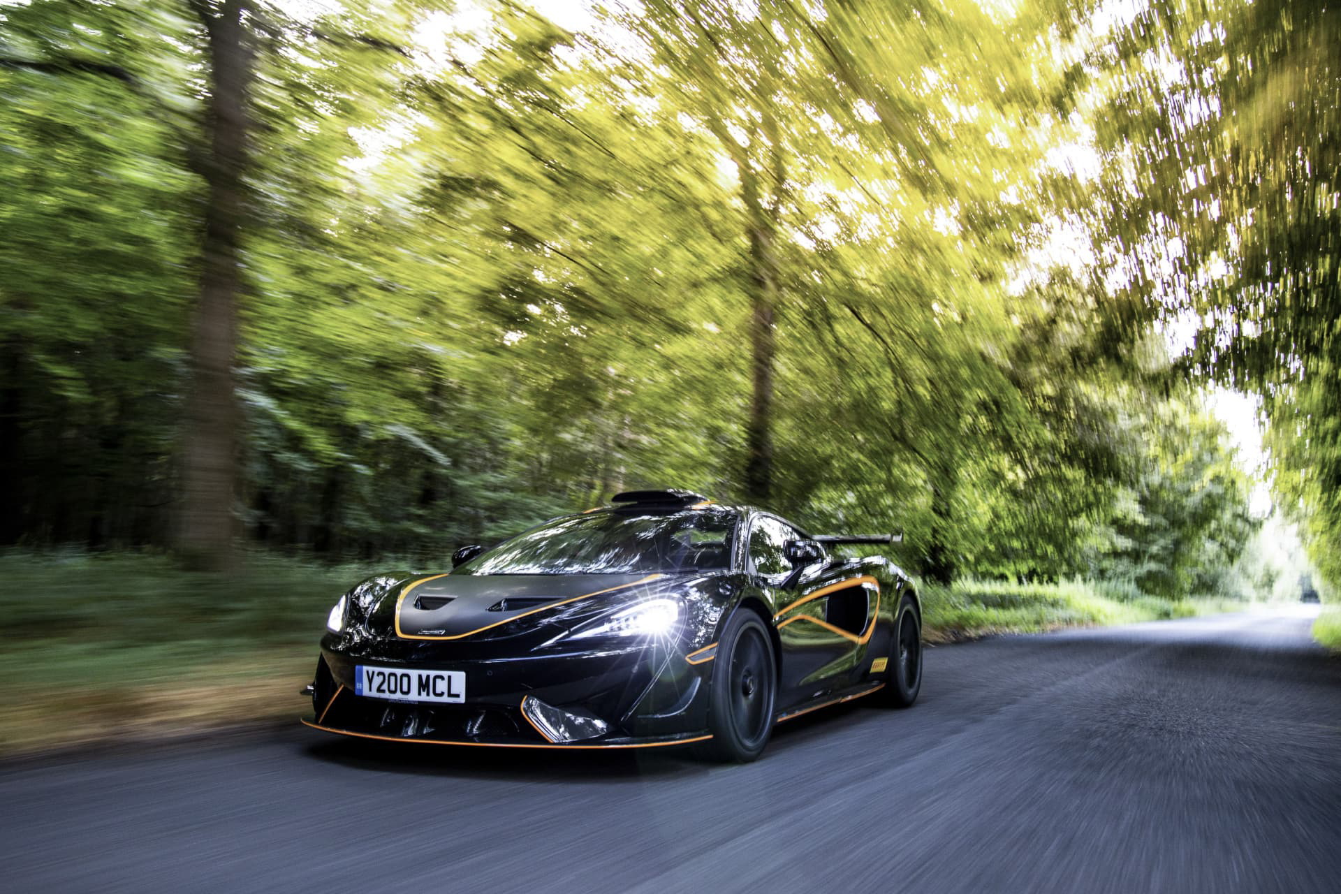 Mclaren 620r 09