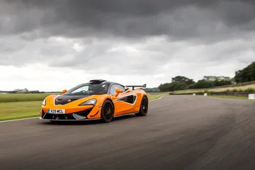 Mclaren 620r 10