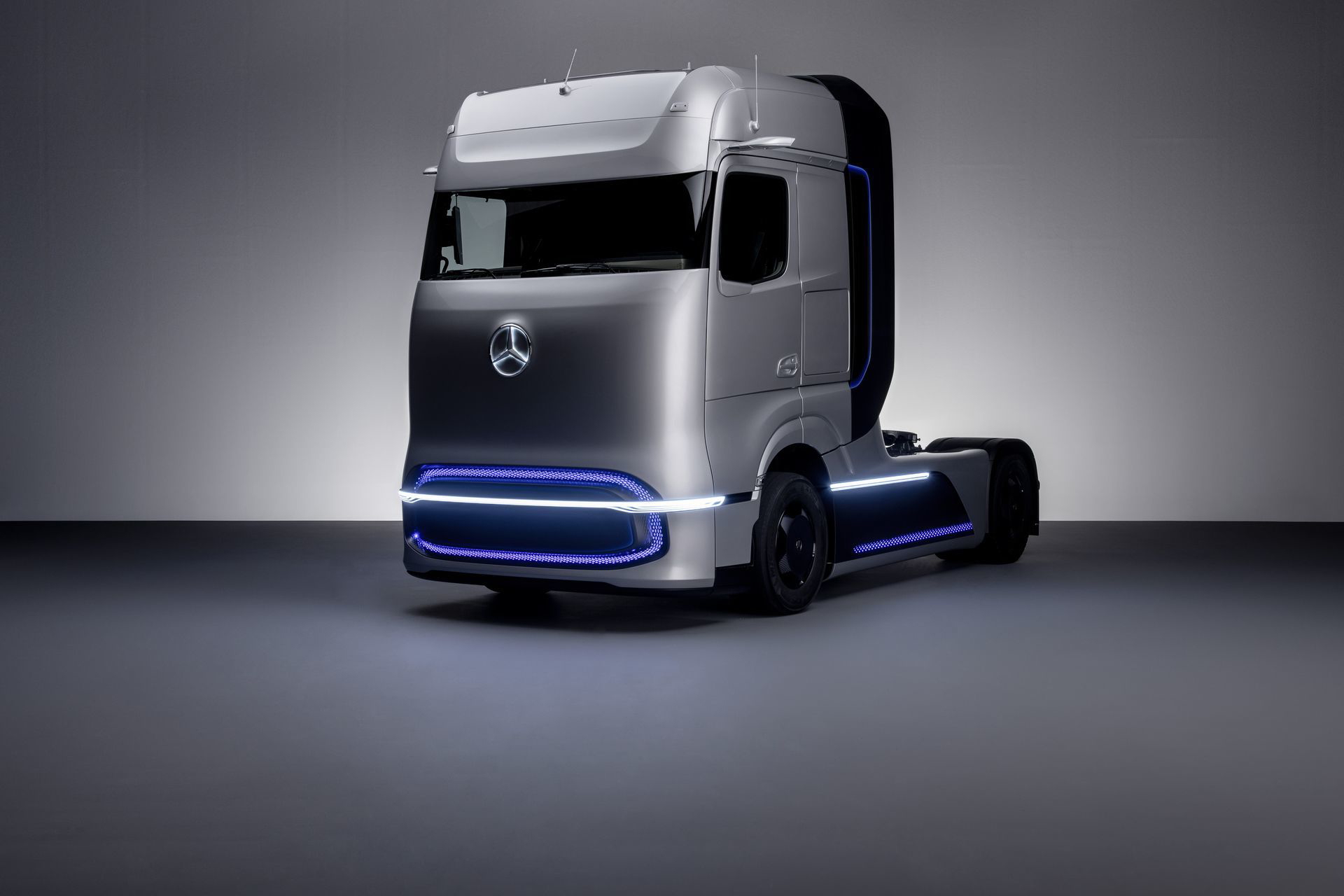 Mercedes Benz Genh2 Truck Mercedes Benz Genh2 Truck