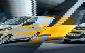 Opel Vivaro E 03