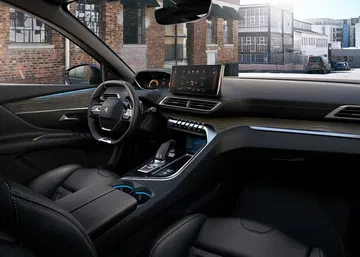 Peugeot 5008 2021 0820 012