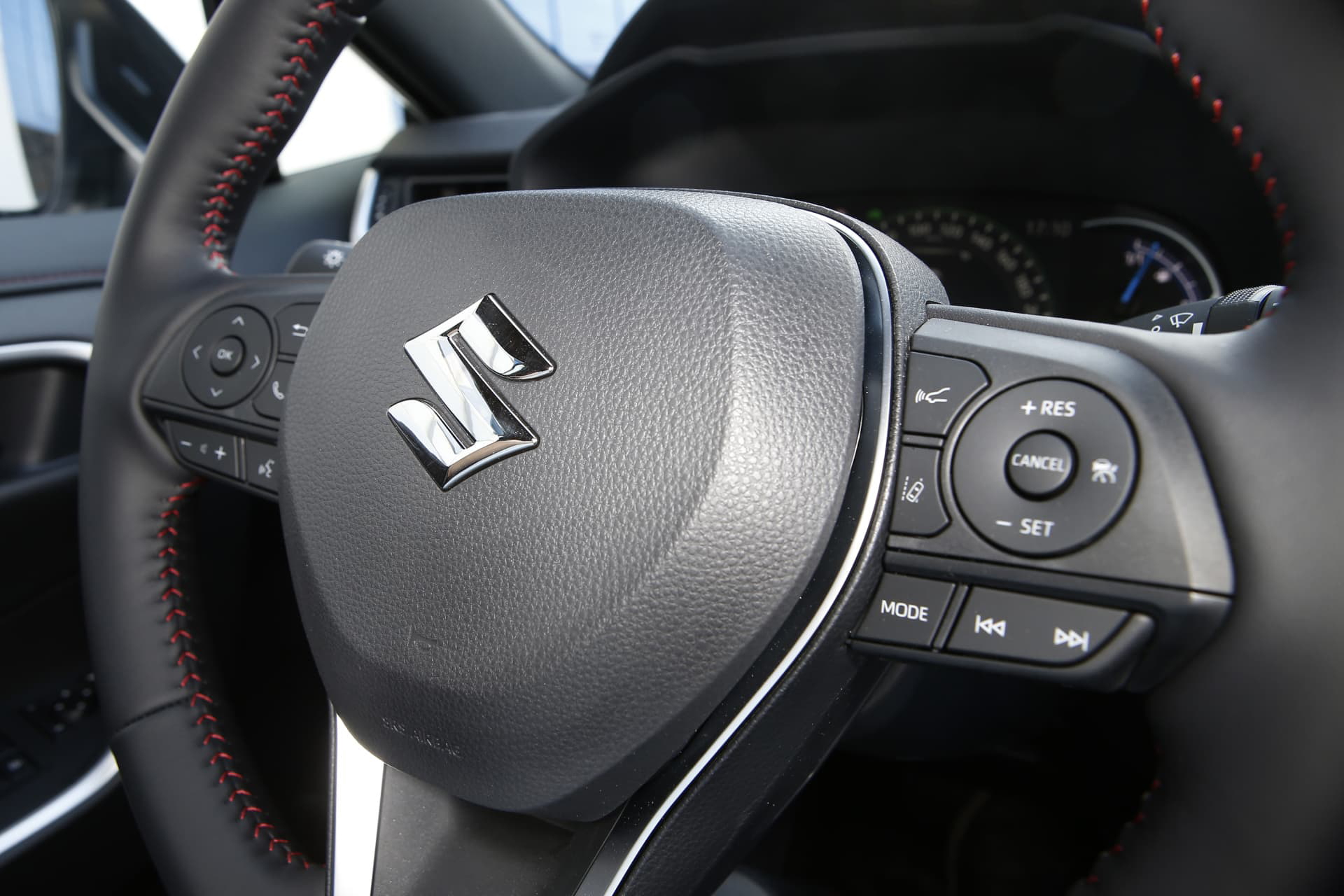 Suzuki Across 2021 Hibrido Enchufable Disponible 20