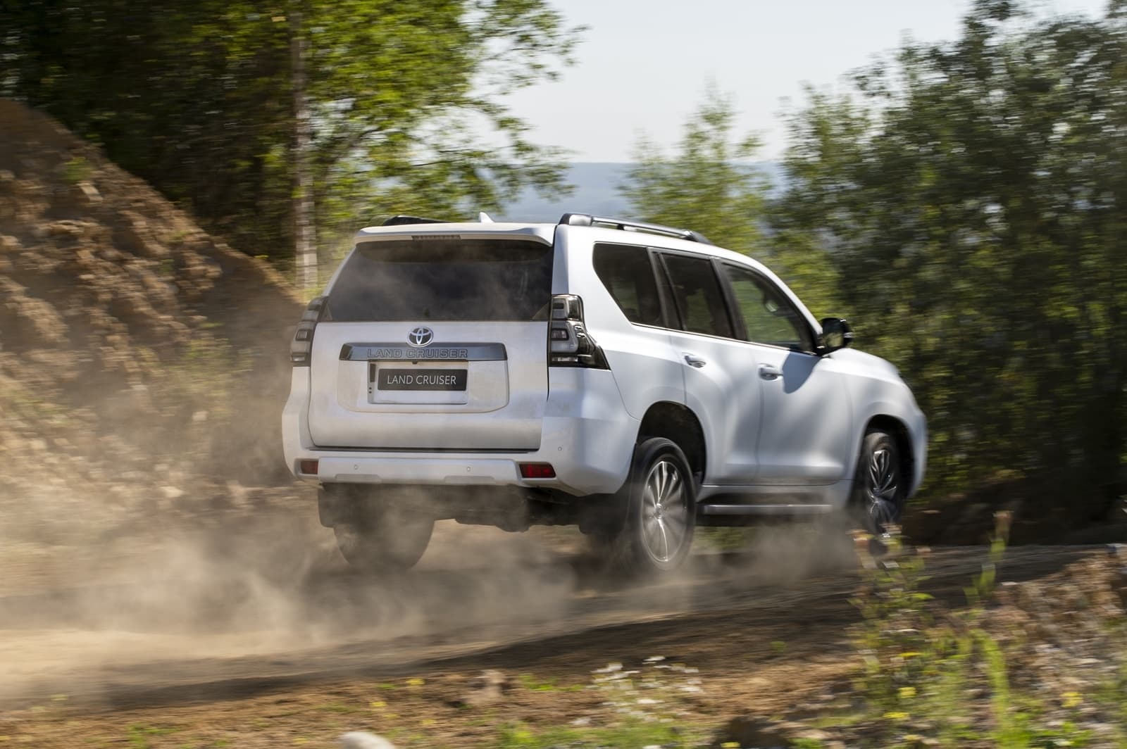Toyota Land Cruiser 2021 0820 044