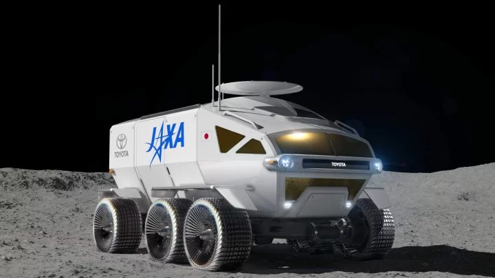 Toyota Lunar Cruiser 3