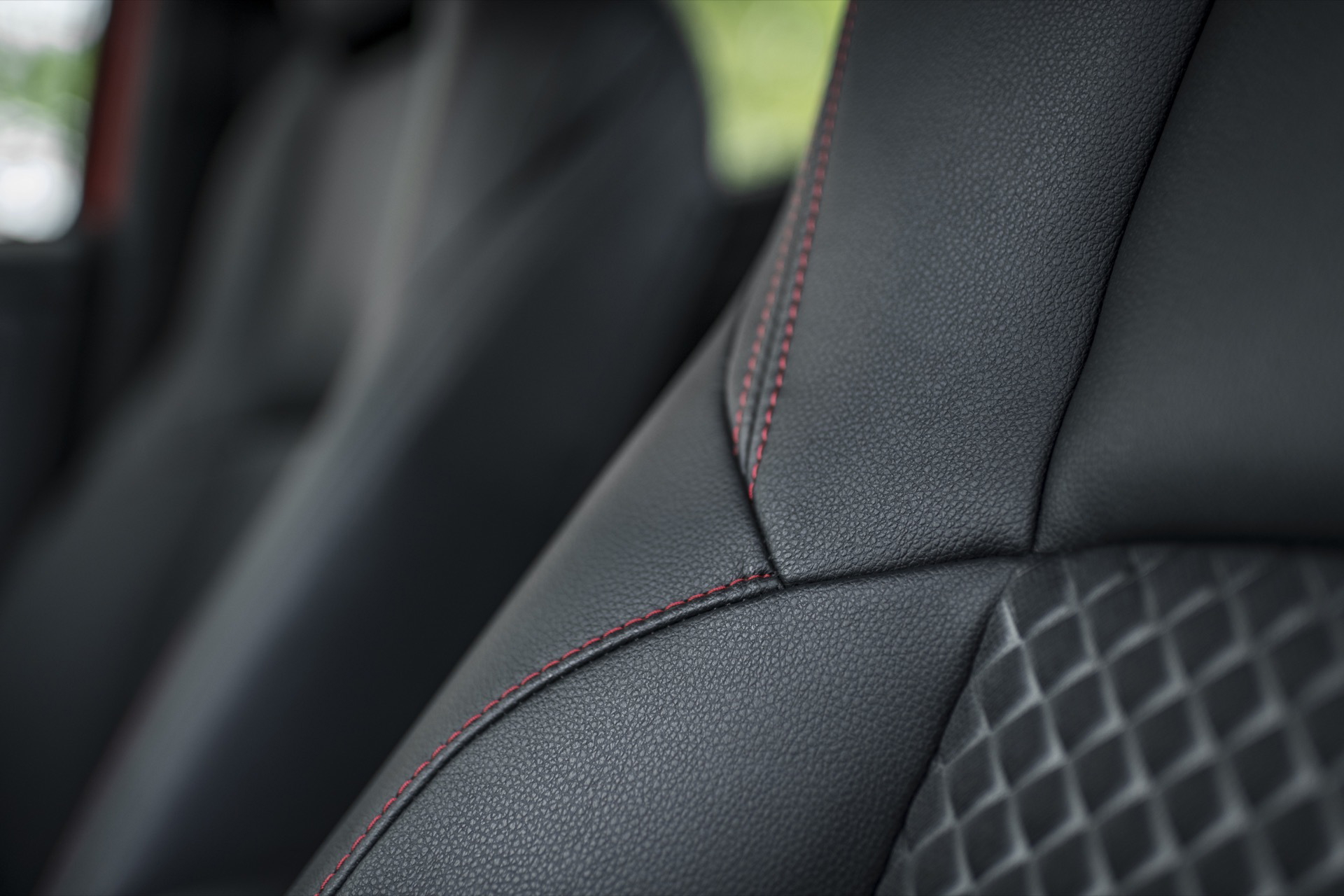 Toyota Yaris 2020 Prueba Detalles Rojo 36