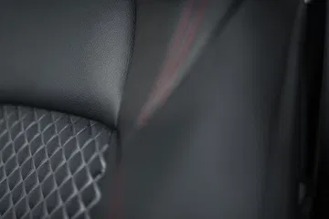 Toyota Yaris 2020 Prueba Detalles Rojo 40