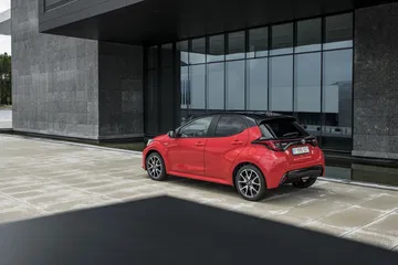 Toyota Yaris 2020 Prueba Rojo 06