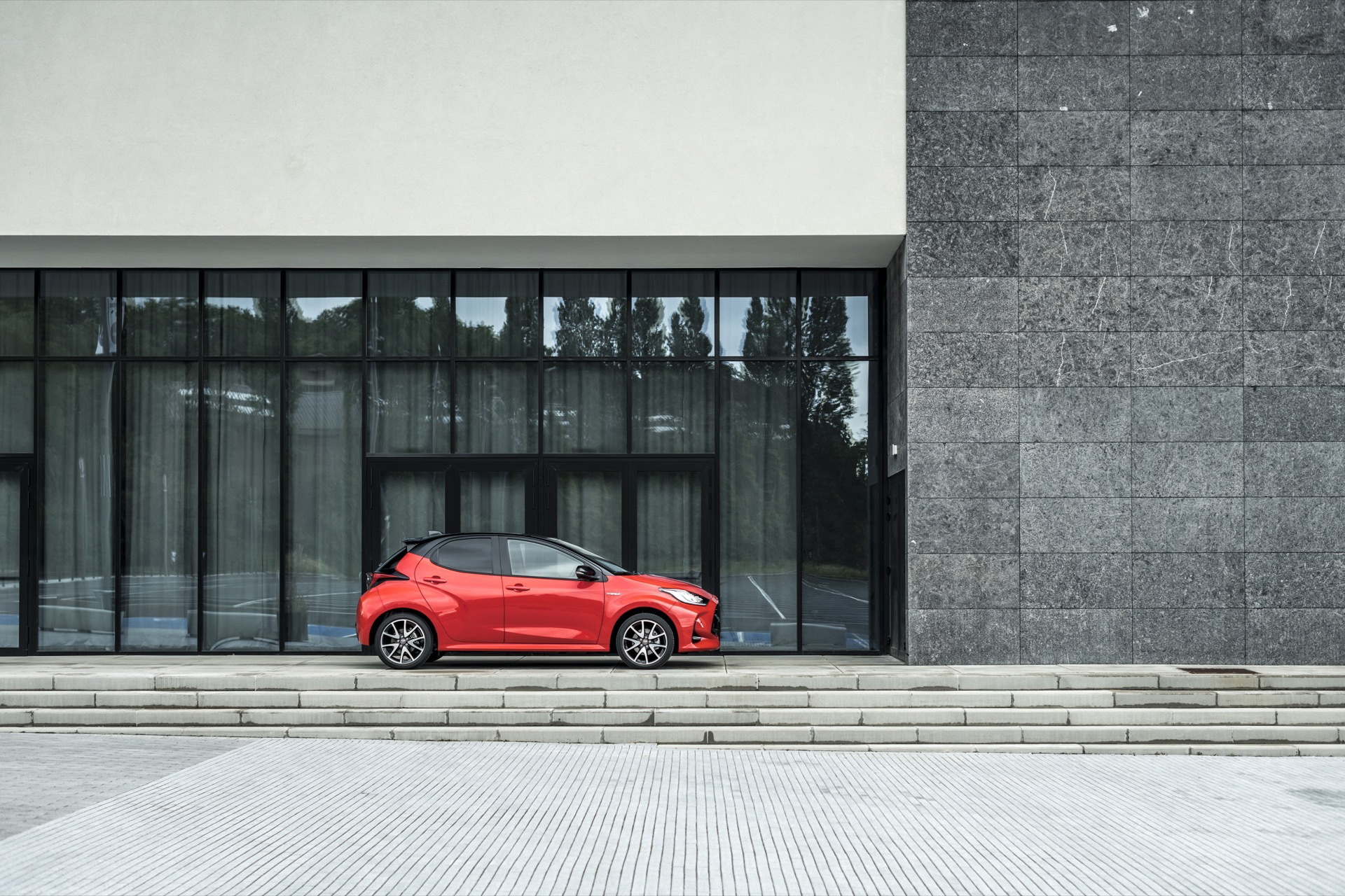 Toyota Yaris 2020 Prueba Rojo 08