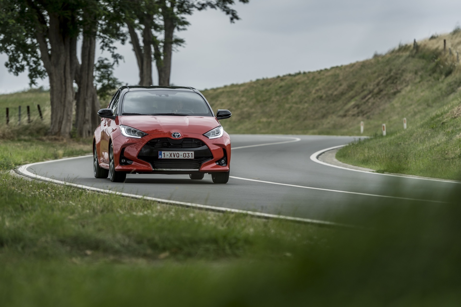 Toyota Yaris Rojo 2020 Movimiento Prueba 64