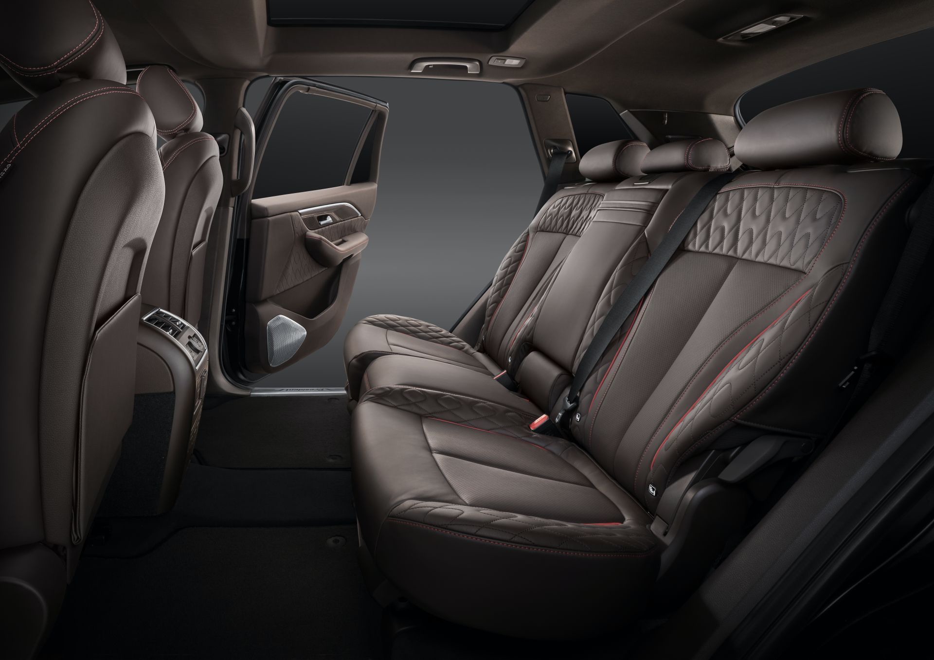 Vinfast President 11