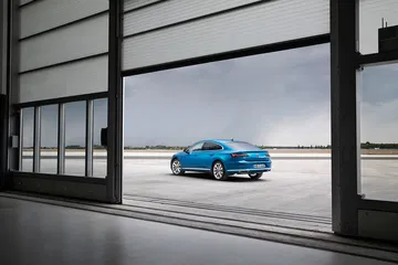 Volkswagen Arteon Azul E Hybrid 2020 01